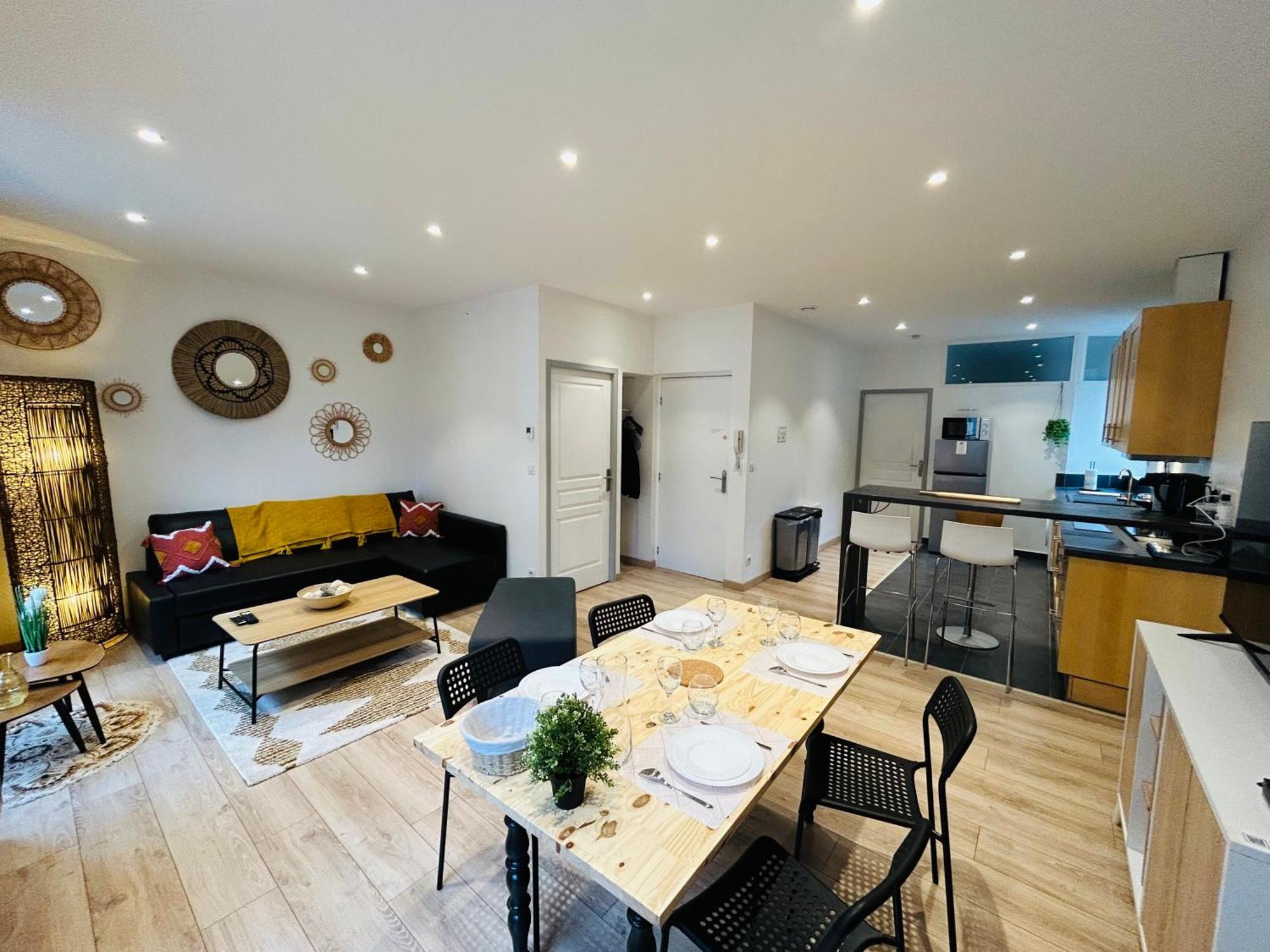 L'etape Des Sacres Apartment