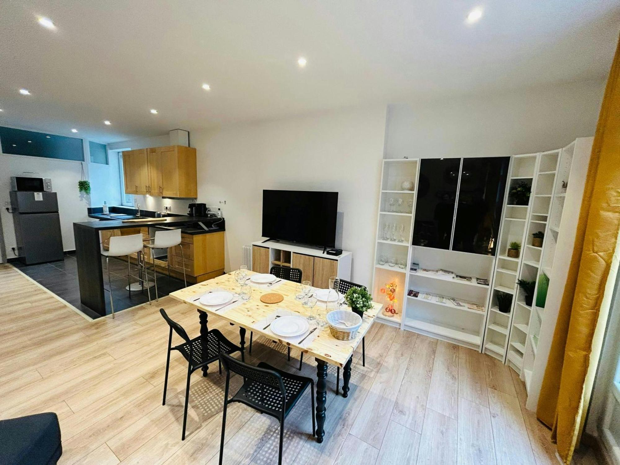 L'etape Des Sacres Apartment *